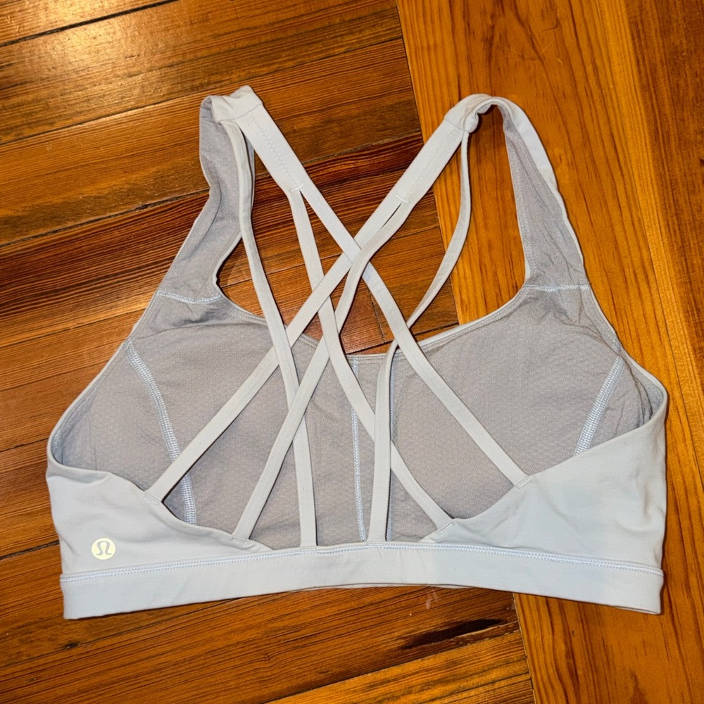Lululemon Free to Be Serene Sports Bra Size 10 Blue - Picture 3 of 11